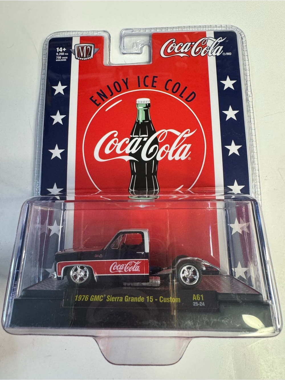 M2 Machines COCA-COLA 1976 GMC SIERRA GRANDE 15- CUSTOM